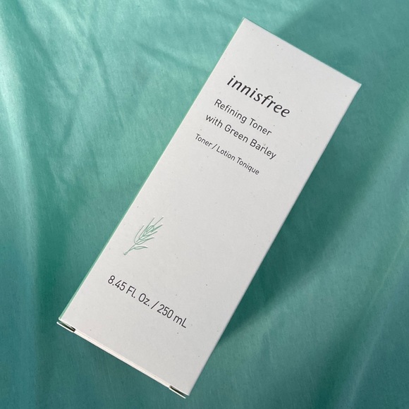 Innisfree Refining Toner with Green Barley - Picture 1 of 5